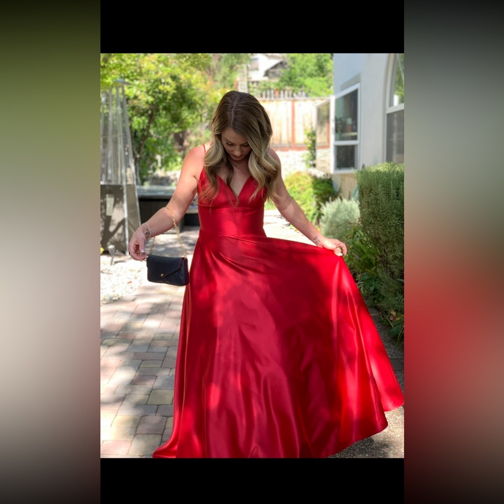 Betsy and Adam Macys Red Gown 4